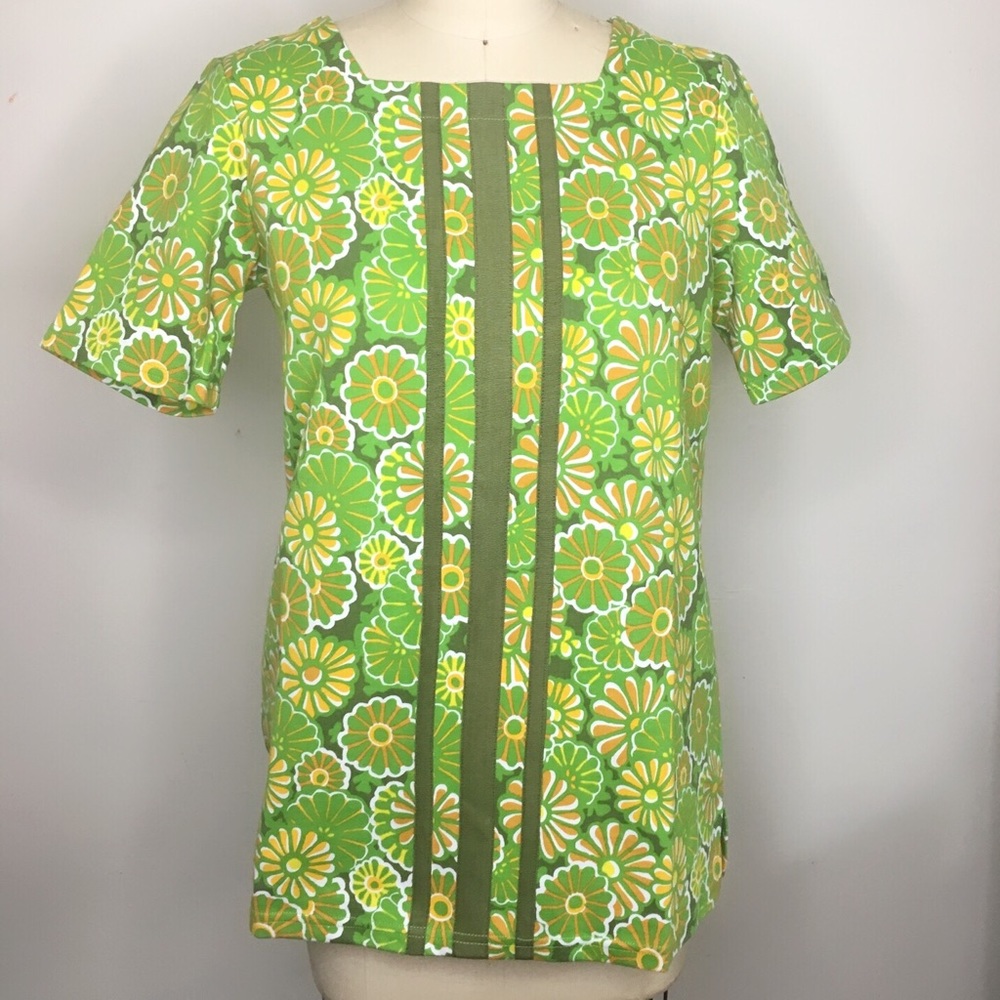 Bob Mackie wearable art tunic top. New never worn.